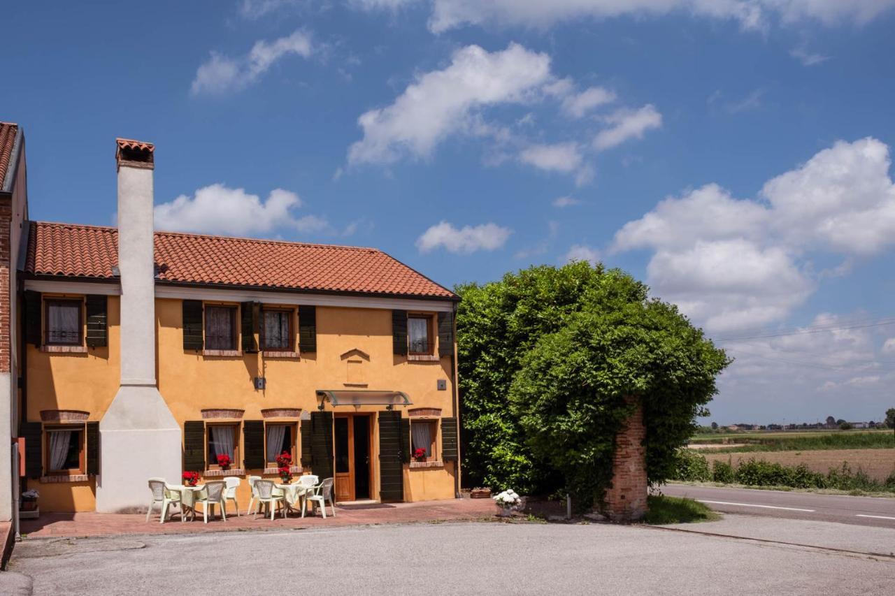 Agriturismo Le 4 Rose Vescovana Экстерьер фото